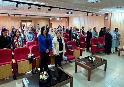 الصورة 3 - افتتاح الندوة